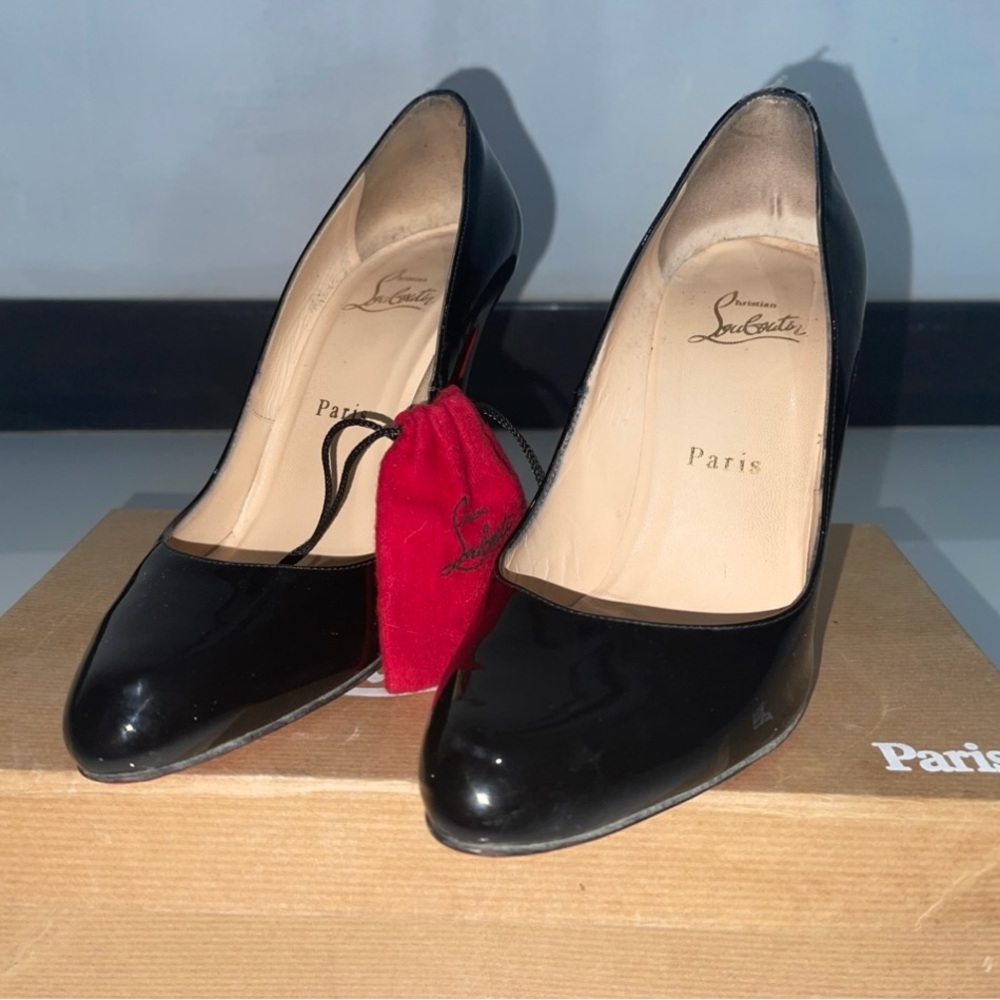 Christian Louboutin Black Heels with Red Sole